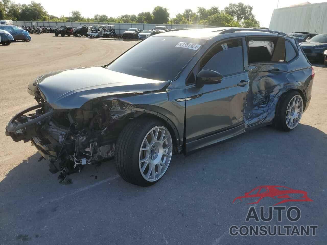 VOLKSWAGEN TIGUAN 2022 - 3VVCB7AX0NM126540