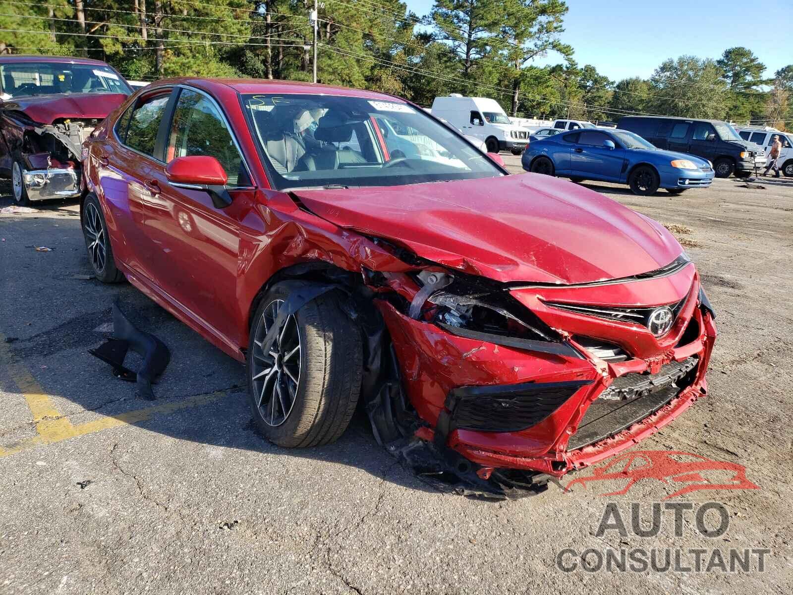 TOYOTA CAMRY 2021 - 4T1T11AKXMU490876