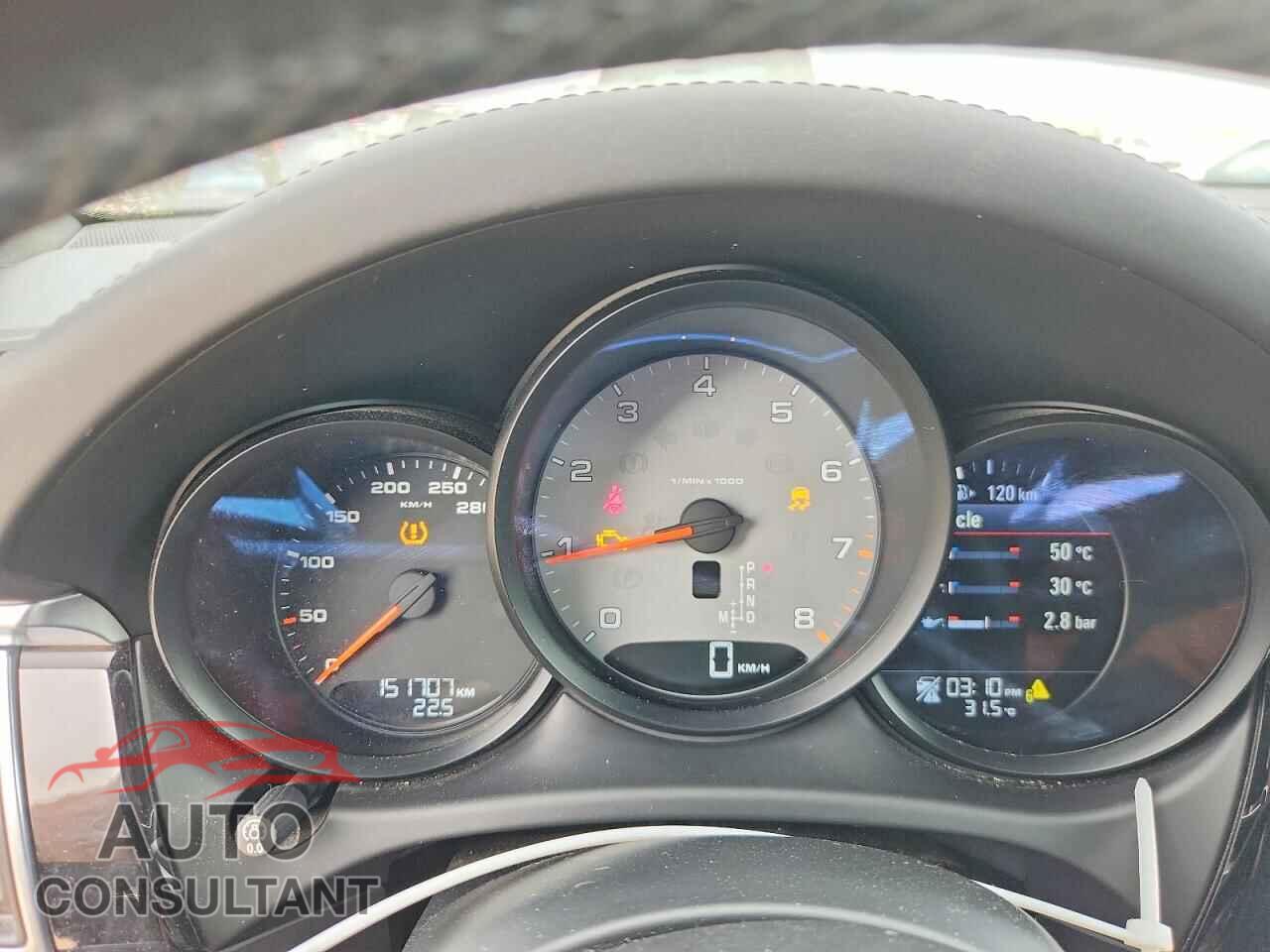 PORSCHE MACAN 2015 - WP1AB2A59FLB50828
