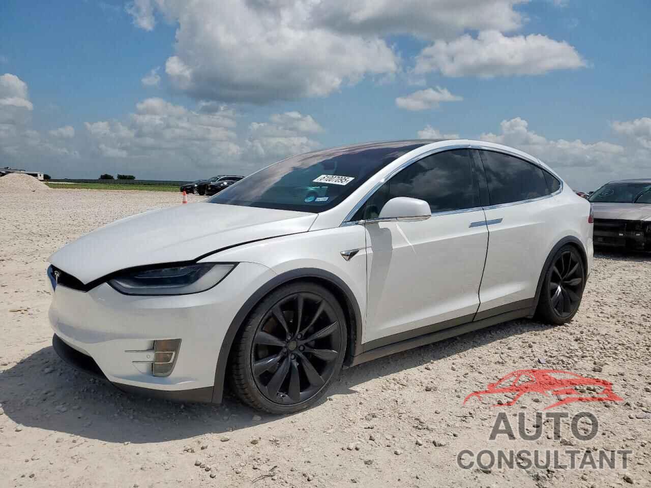 TESLA MODEL X 2020 - 5YJXCAE22LF303485