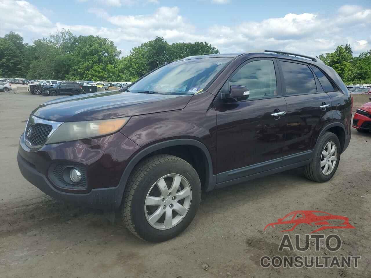 KIA SORENTO 2011 - 5XYKT3A15BG119507