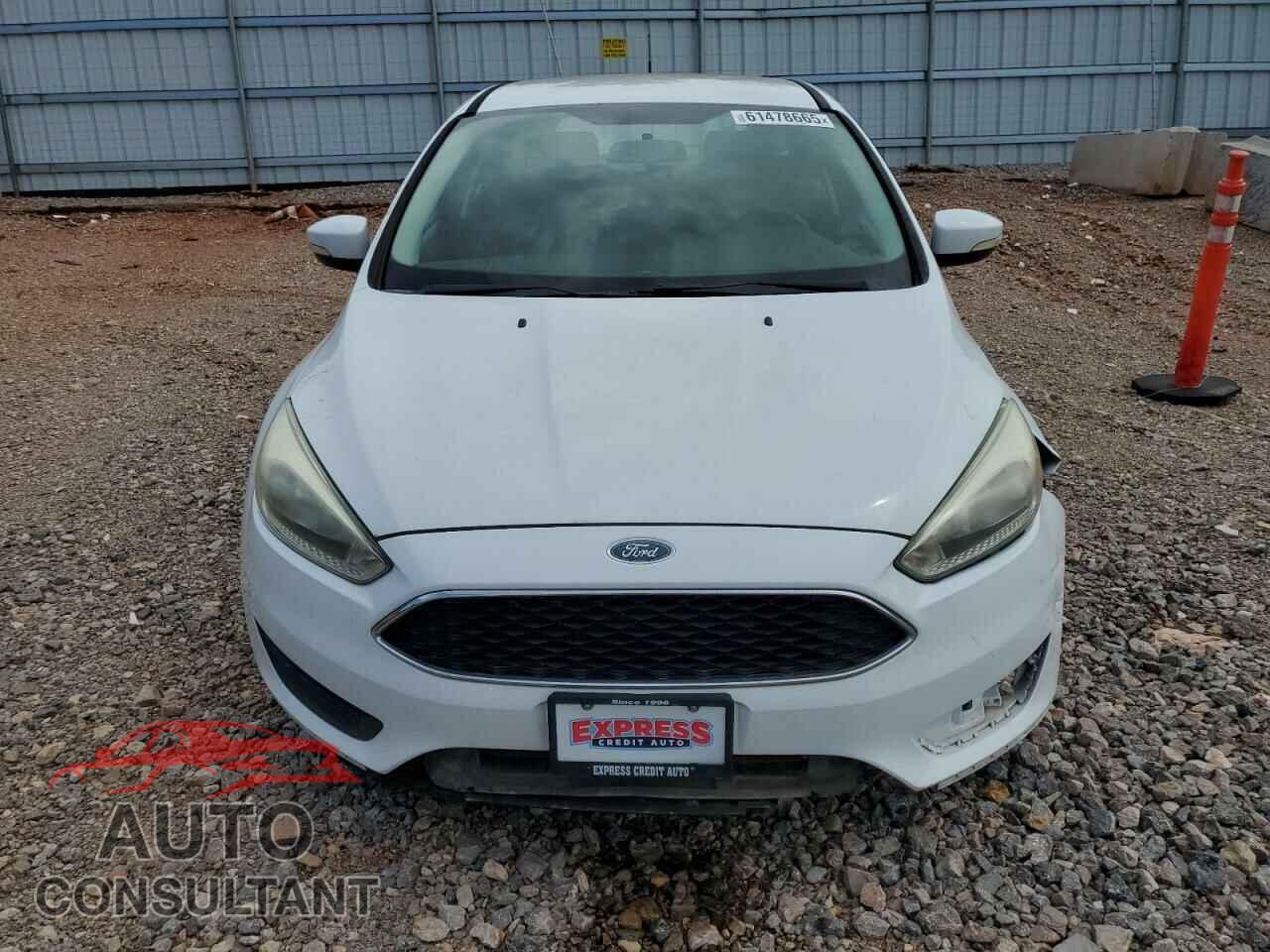 FORD FOCUS 2015 - 1FADP3K27FL282972