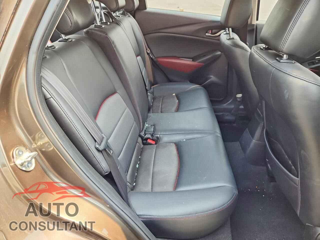 MAZDA CX-3 2017 - JM1DKFC71H0176042