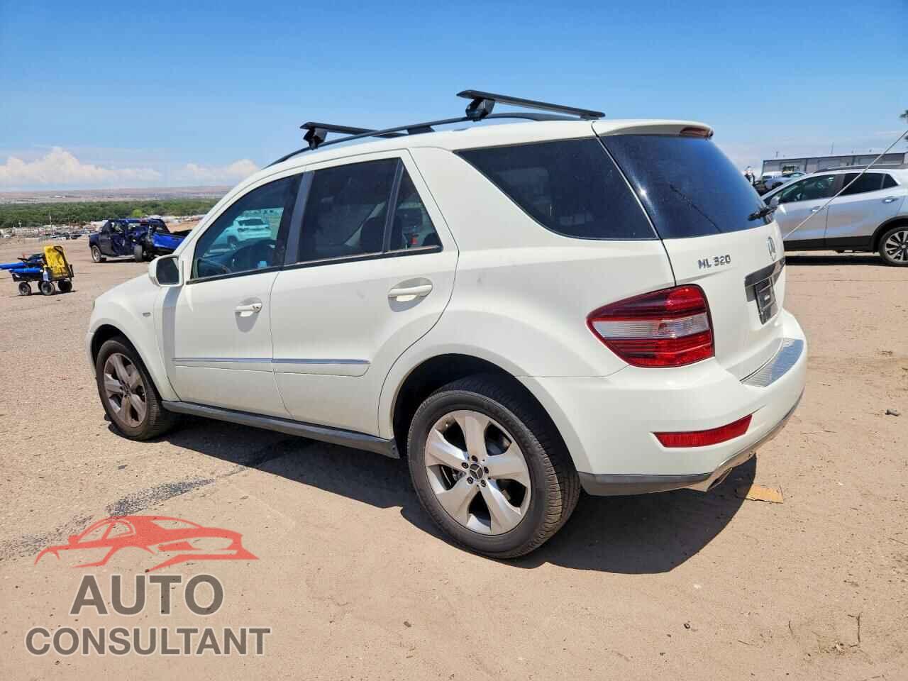 MERCEDES-BENZ M-CLASS 2009 - 4JGBB25E39A490956