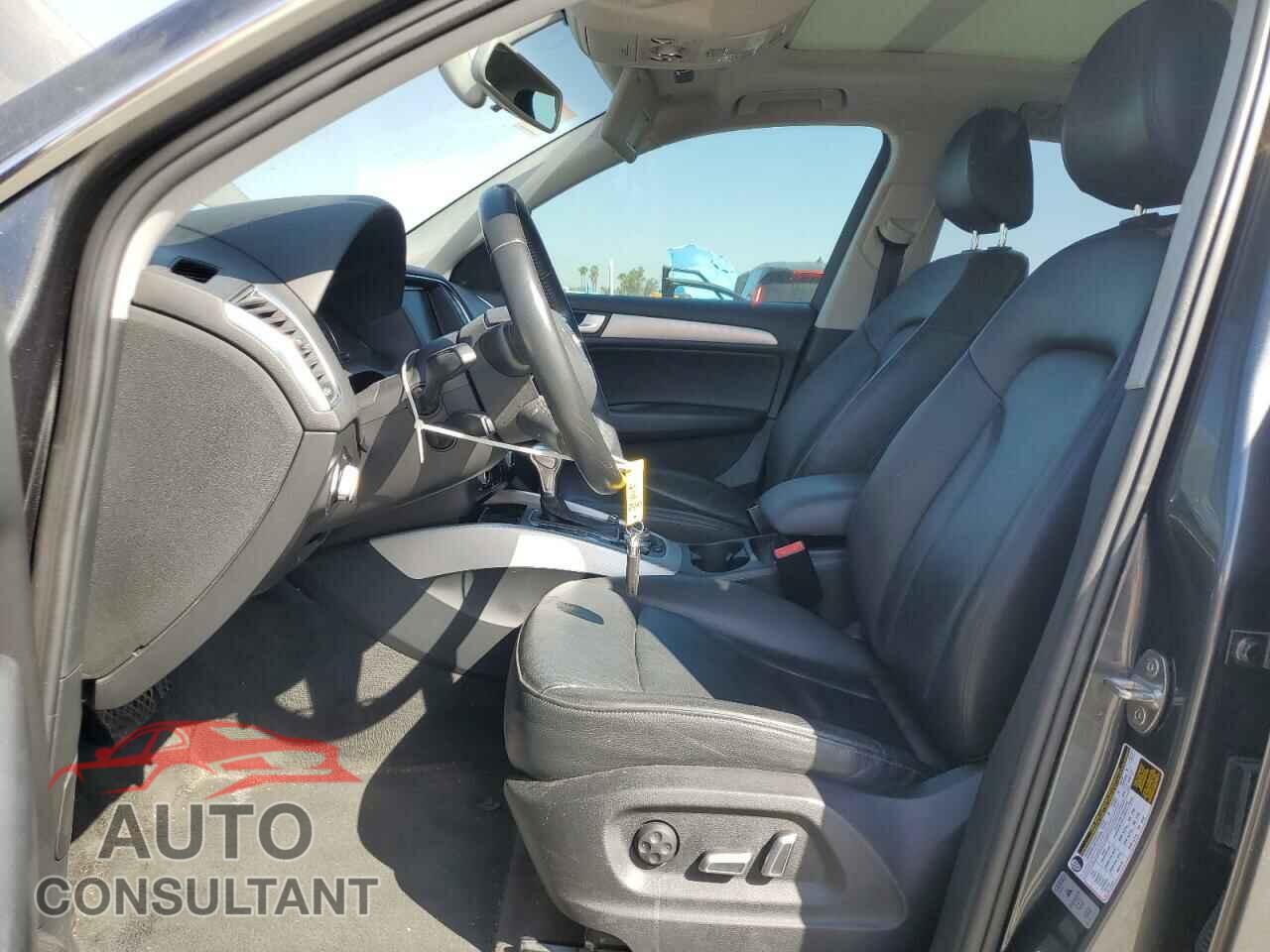 AUDI Q5 2017 - WA1C2AFP3HA063417
