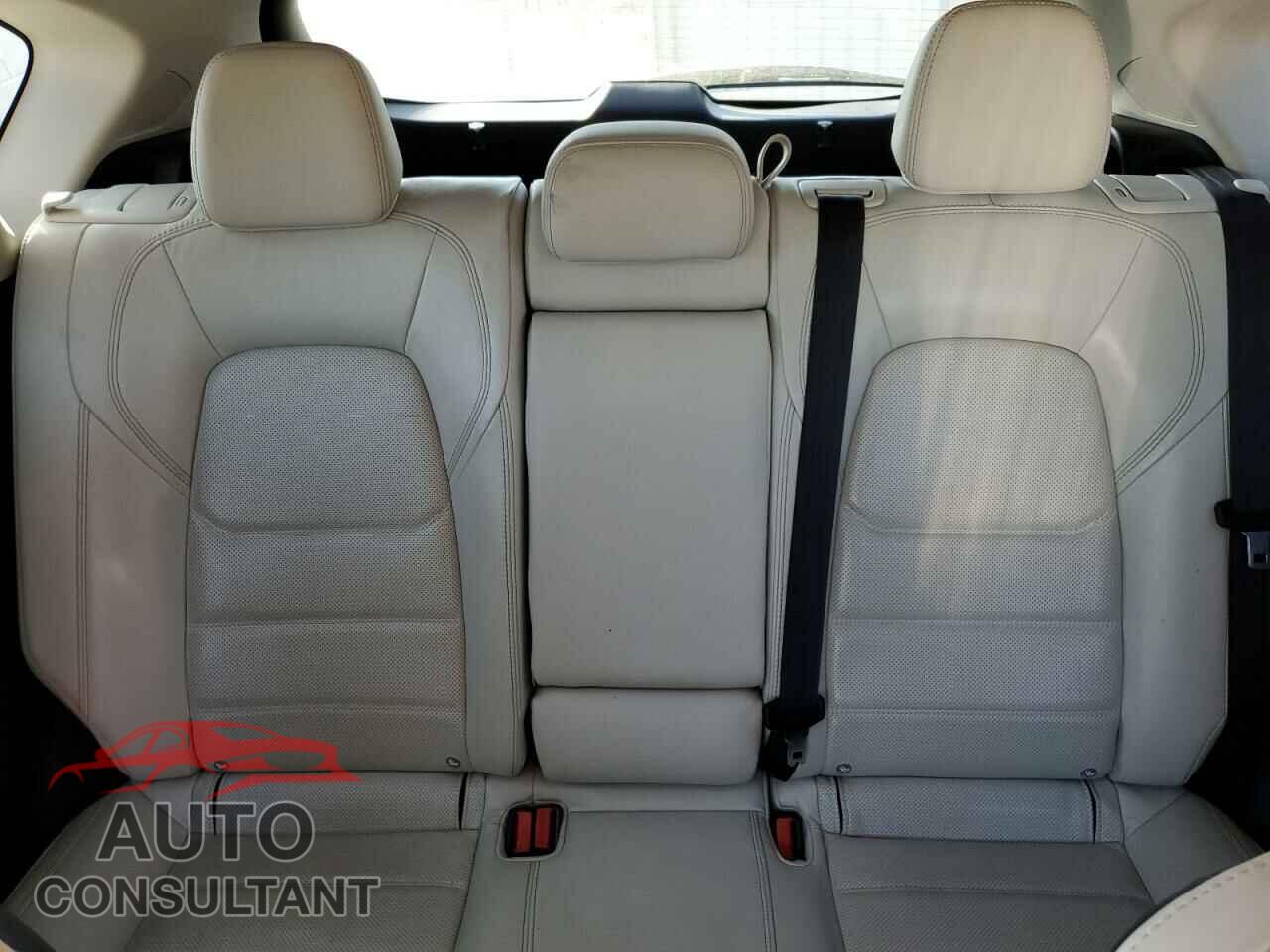 MAZDA CX-5 2018 - JM3KFADMXJ0438799
