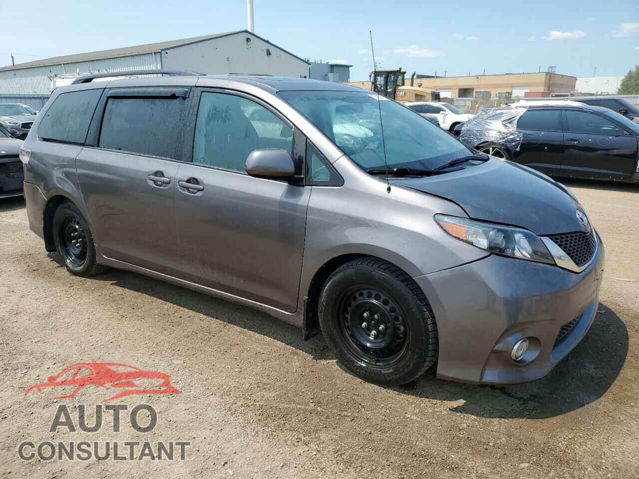 TOYOTA SIENNA 2011 - 5TDXK3DC2BS175090