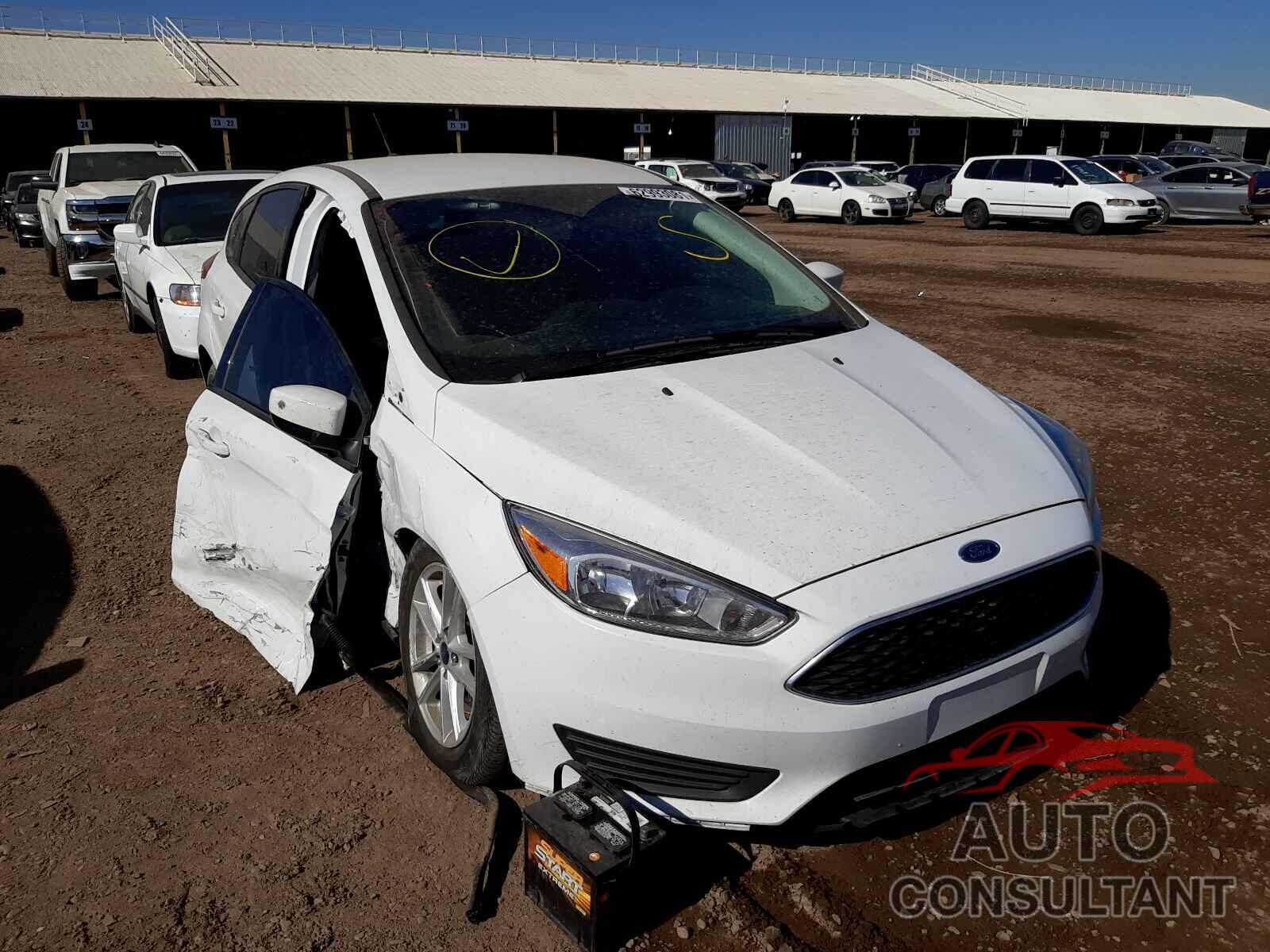 FORD FOCUS 2018 - 1FADP3K20JL260837