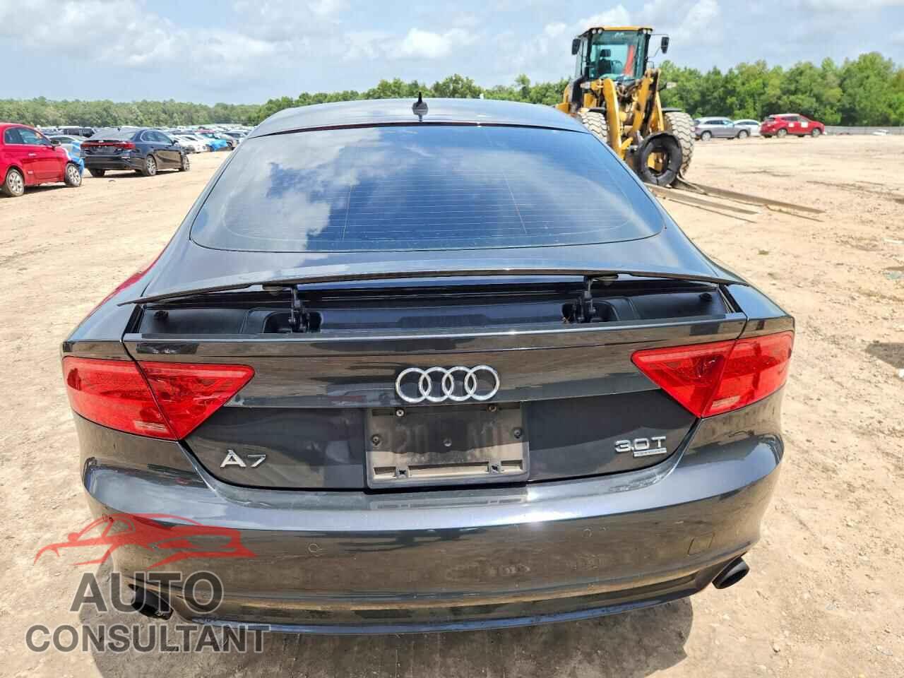AUDI A7 2013 - WAUYGAFC8DN132175