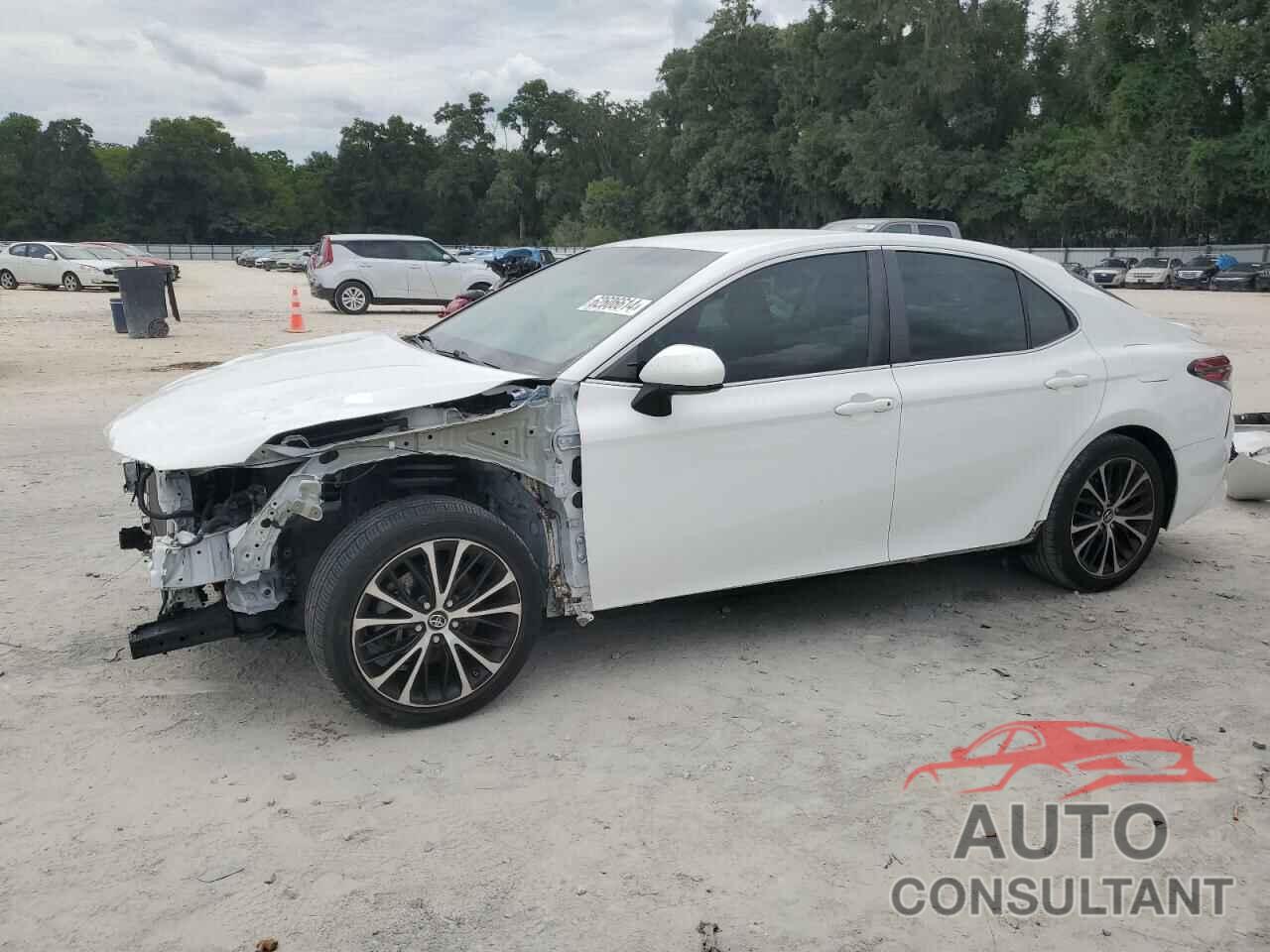 TOYOTA CAMRY 2018 - 4T1B11HK4JU596415