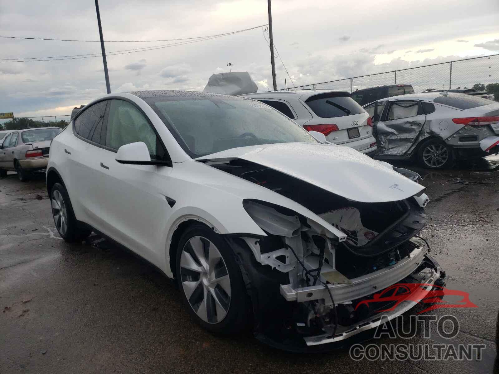 TESLA MODEL Y 2021 - 5YJYGDEEXMF230937
