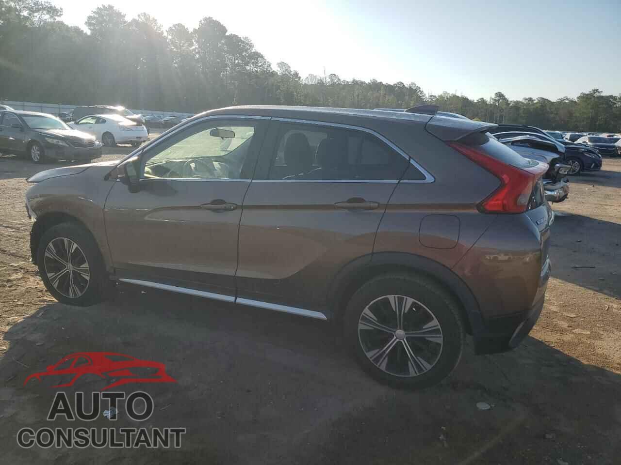 MITSUBISHI ECLIPSE 2018 - JA4AT5AA7JZ059408