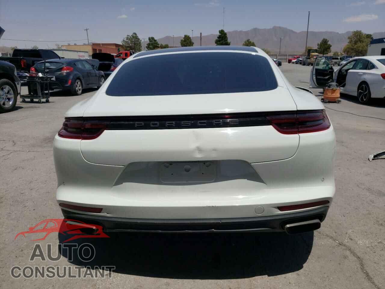 PORSCHE PANAMERA 2017 - WP0AA2A75HL103062