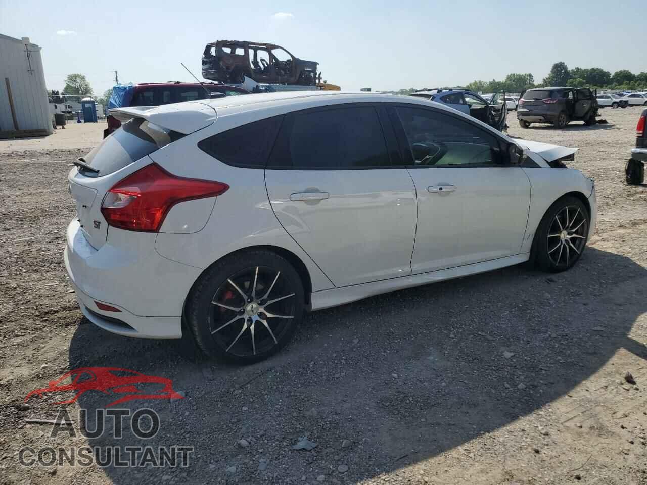 FORD FOCUS 2014 - 1FADP3L96EL361429