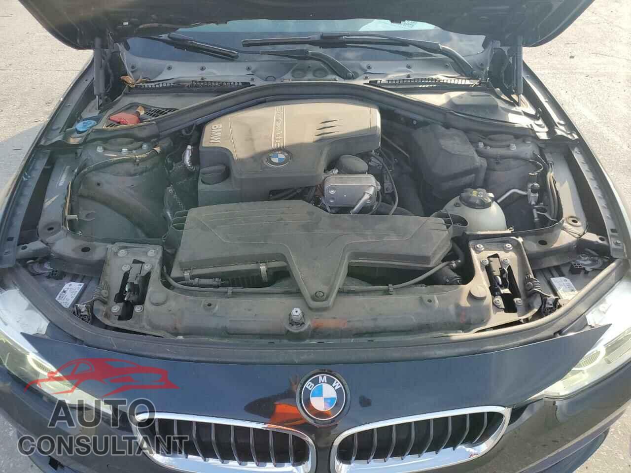 BMW 3 SERIES 2016 - WBA8E9G50GNU29773