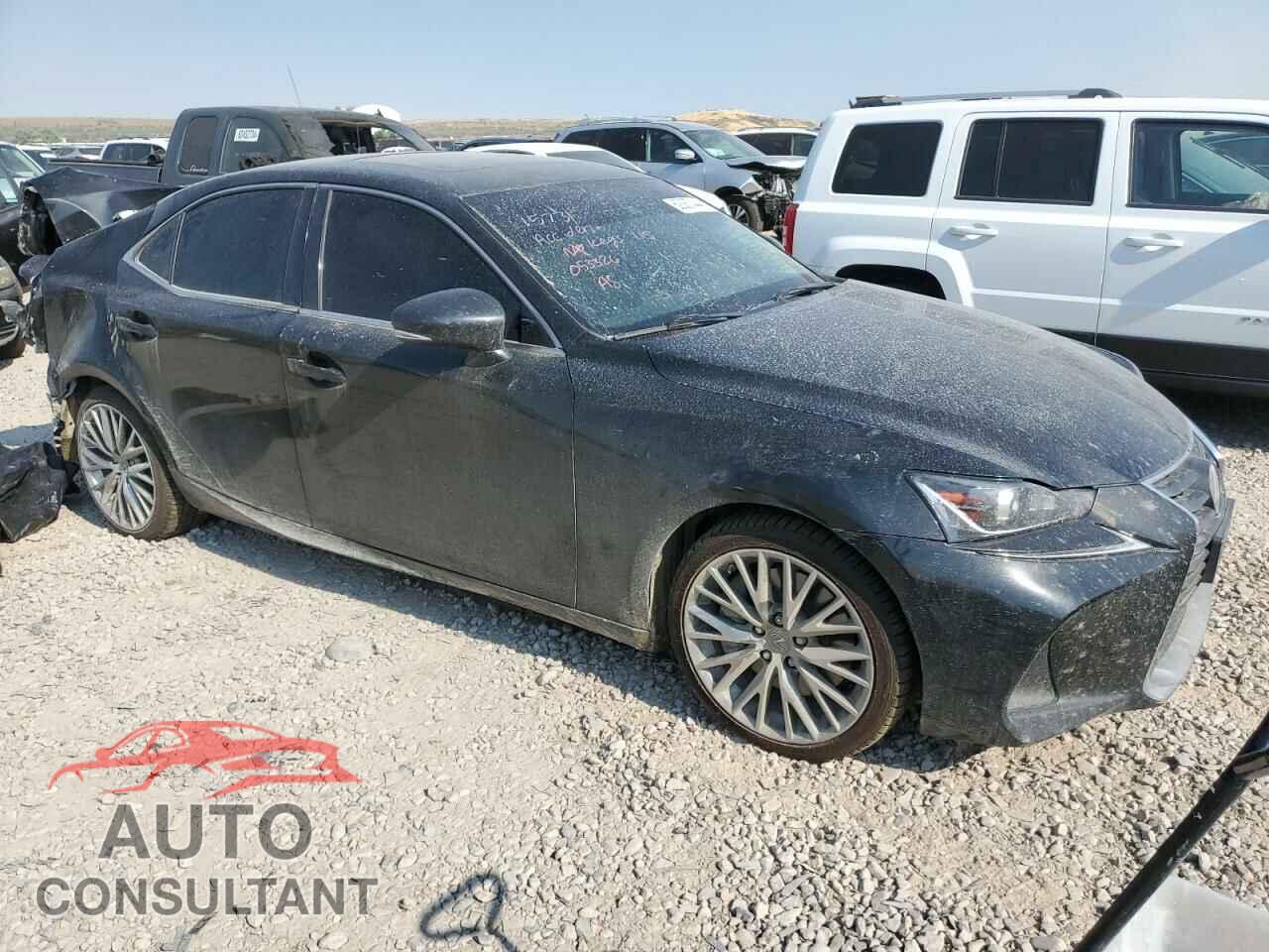 LEXUS IS 2017 - JTHBA1D21H5053326