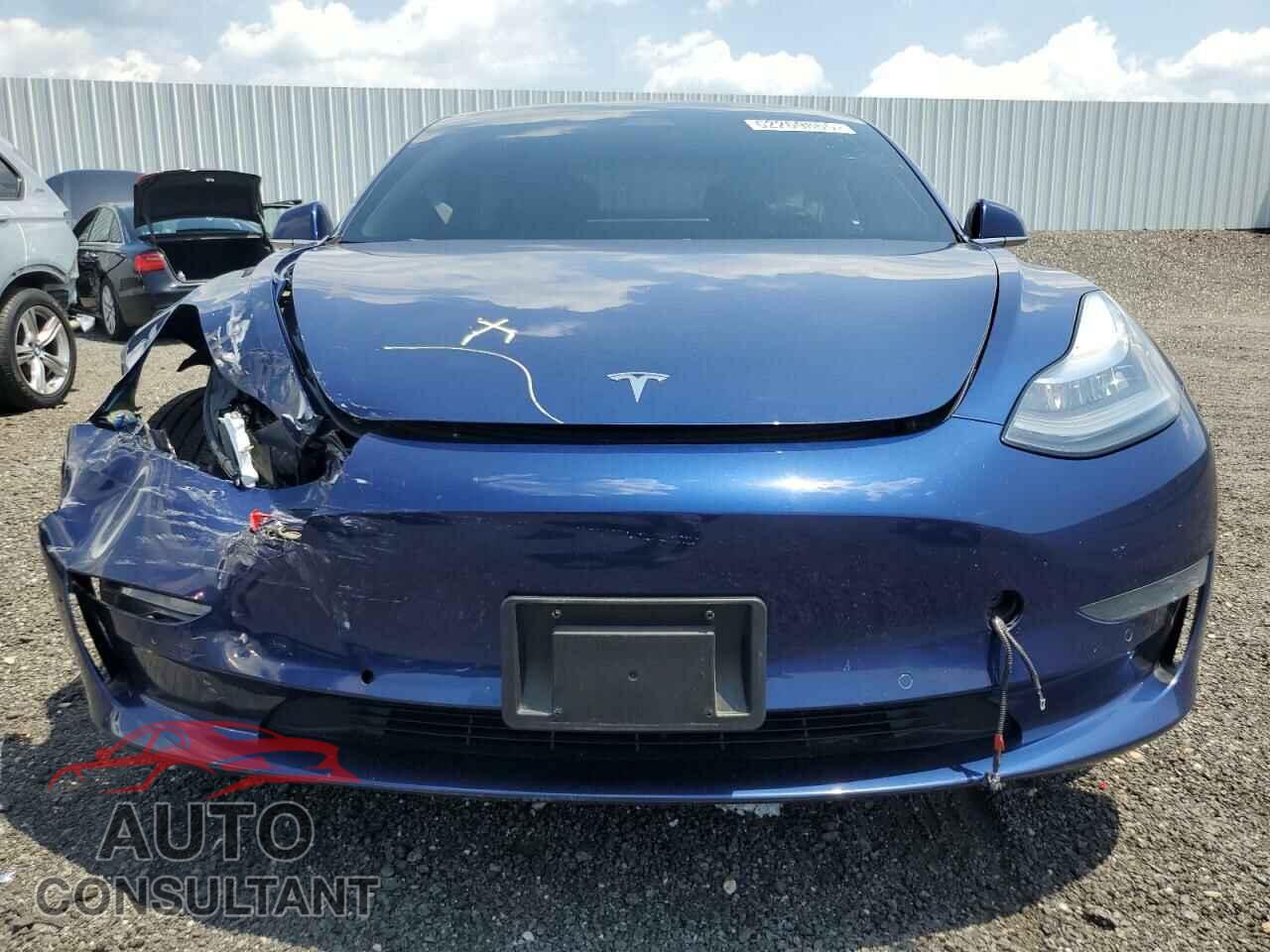 TESLA MODEL 3 2018 - 5YJ3E1EA1JF019598