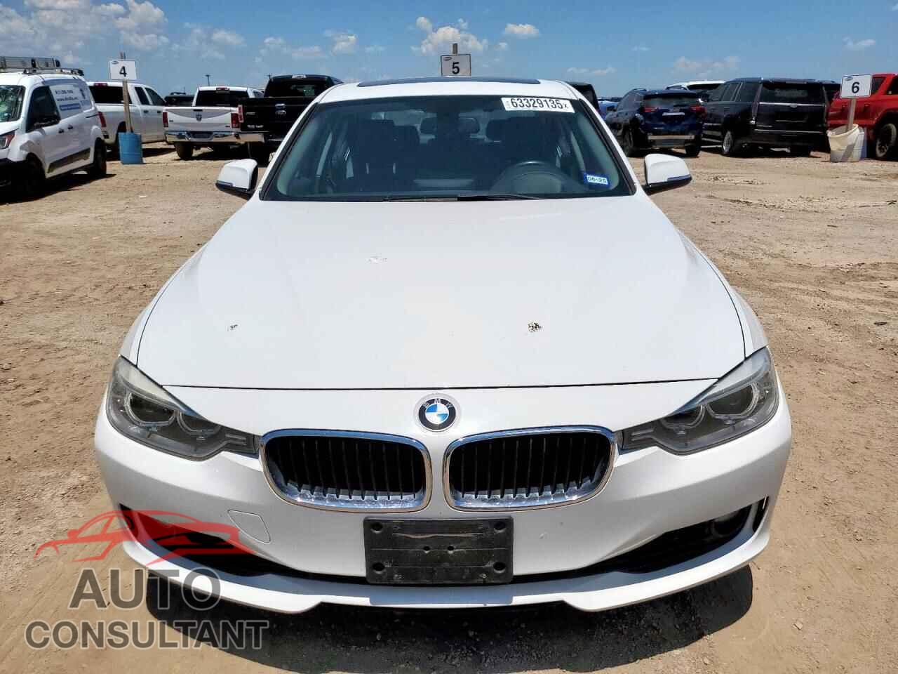 BMW 1 SERIES 2013 - WBA3F9C52DF483725