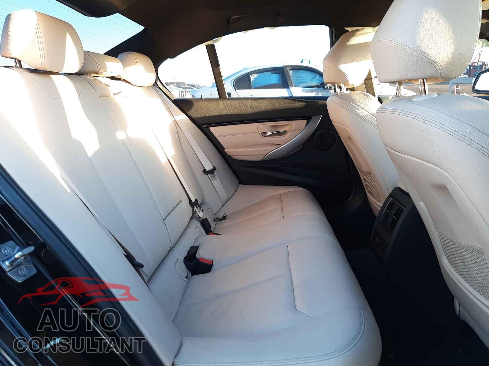 BMW 3 SERIES 2016 - WBA8E9C57GK644381