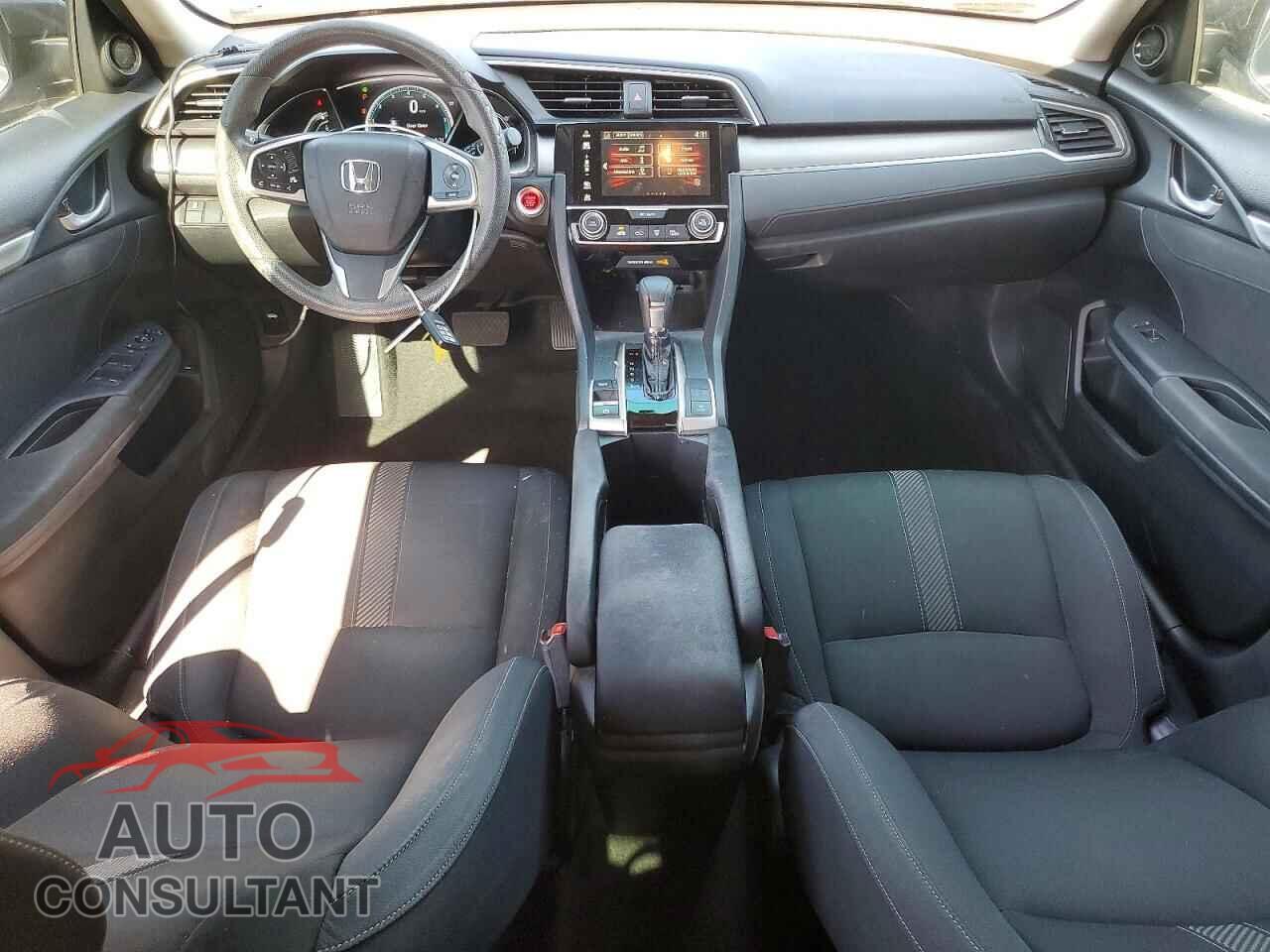HONDA CIVIC 2017 - 2HGFC2F75HH538638