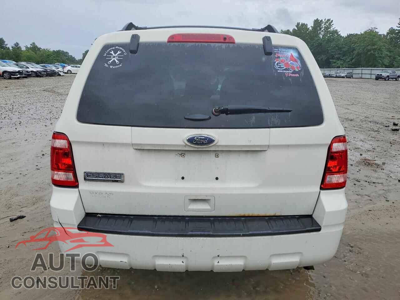 FORD ESCAPE 2011 - 1FMCU0D79BKC08020