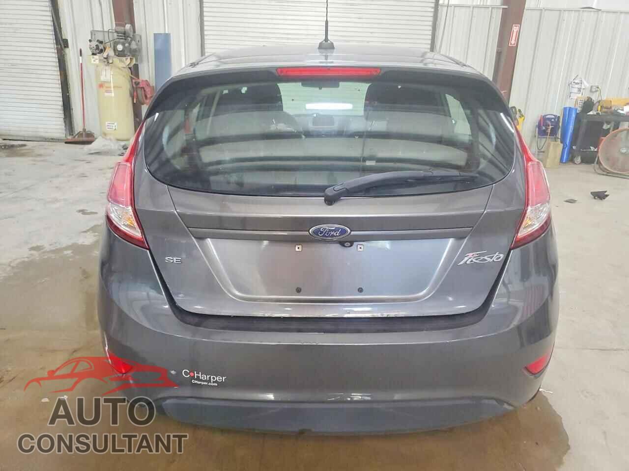 FORD FIESTA 2018 - 3FADP4EJ3JM104069