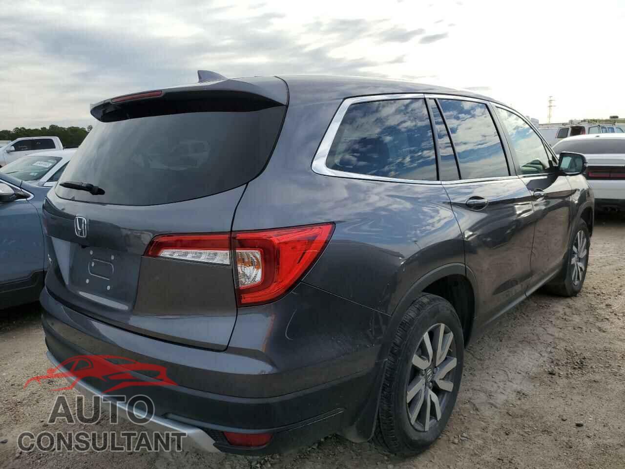 HONDA PILOT 2021 - 5FNYF5H55MB016541
