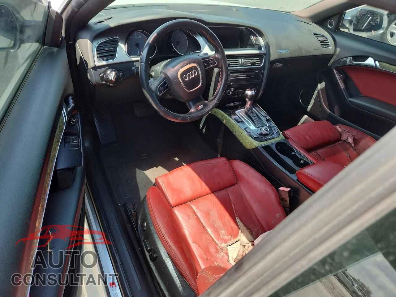 AUDI S5/RS5 2011 - WAUCVAFR6BA019298