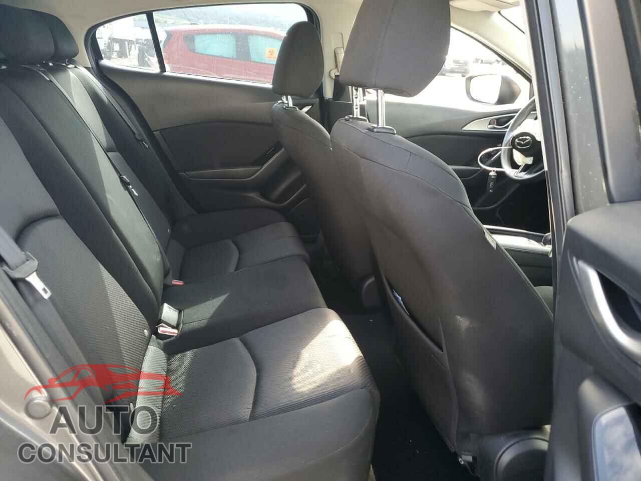MAZDA 3 2017 - 3MZBN1K77HM112133