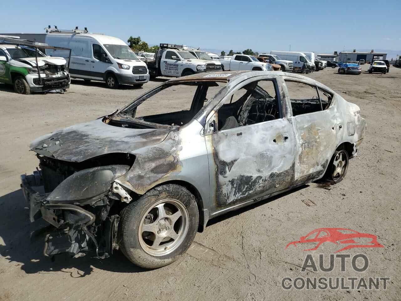 NISSAN VERSA 2013 - 3N1CN7APXDL866478