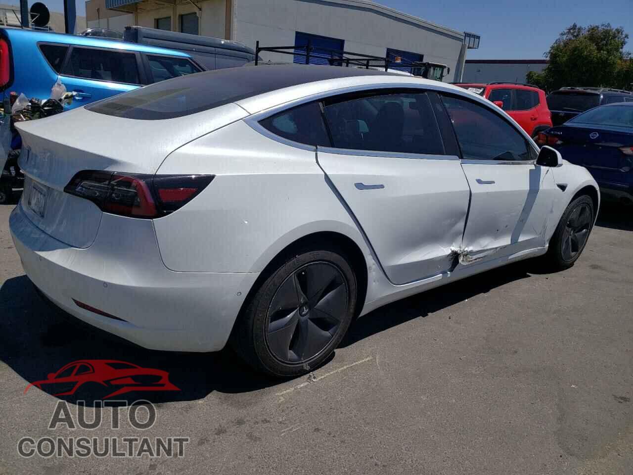TESLA MODEL 3 2018 - 5YJ3E1EA1JF057462