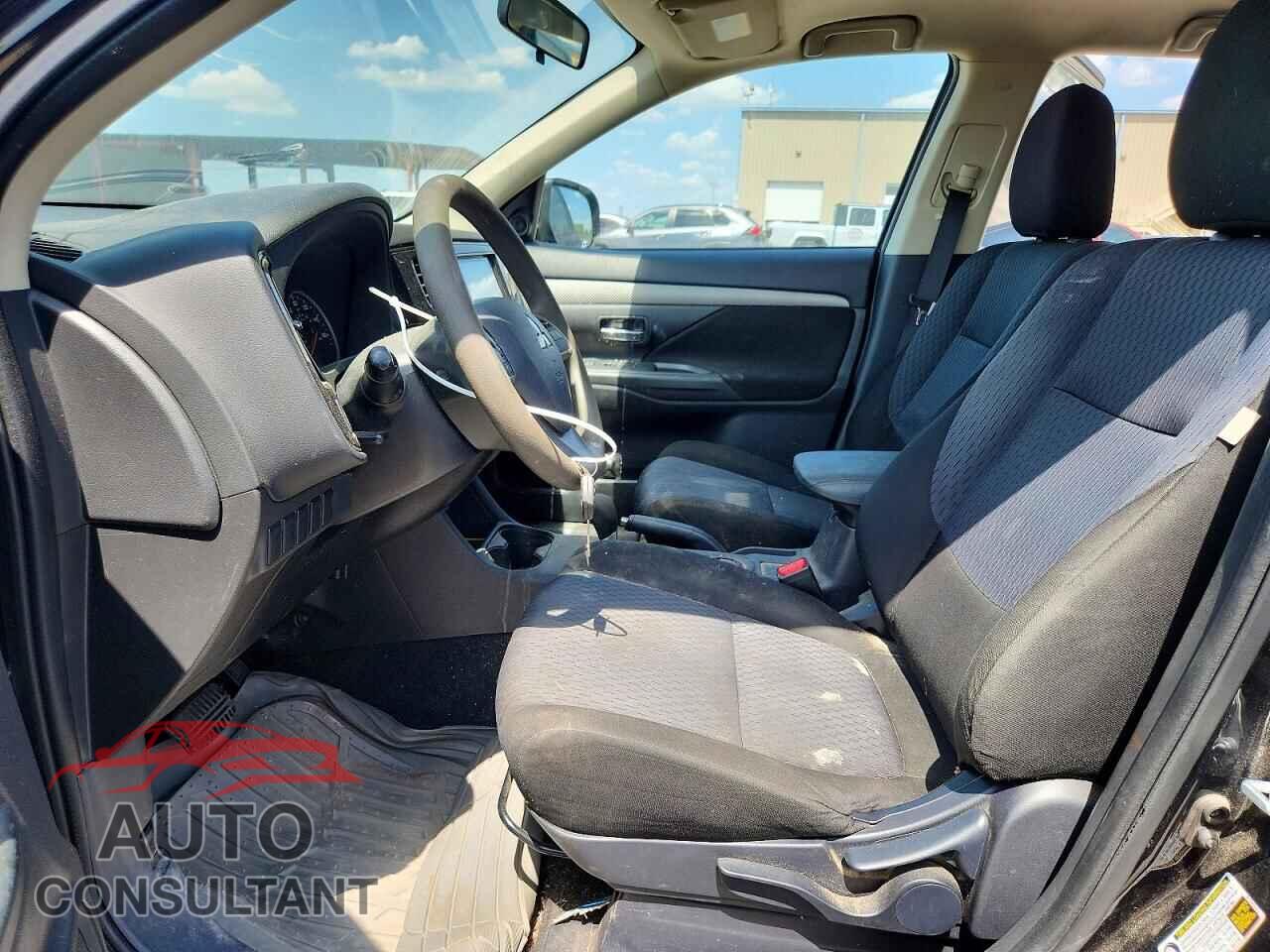 MITSUBISHI OUTLANDER 2014 - JA4AD2A32EZ011883