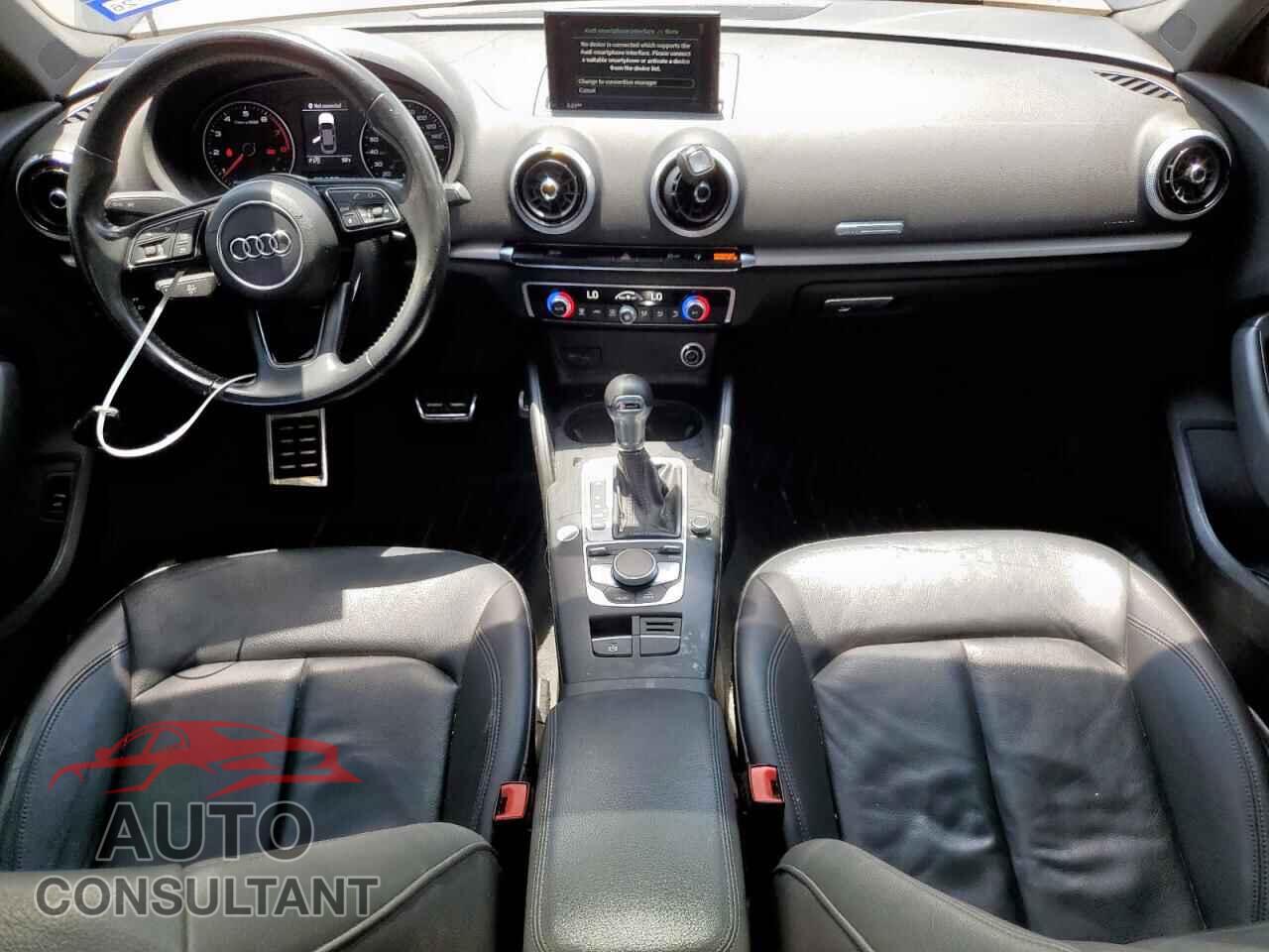 AUDI A3 2017 - WAUAUGFF9H1035295
