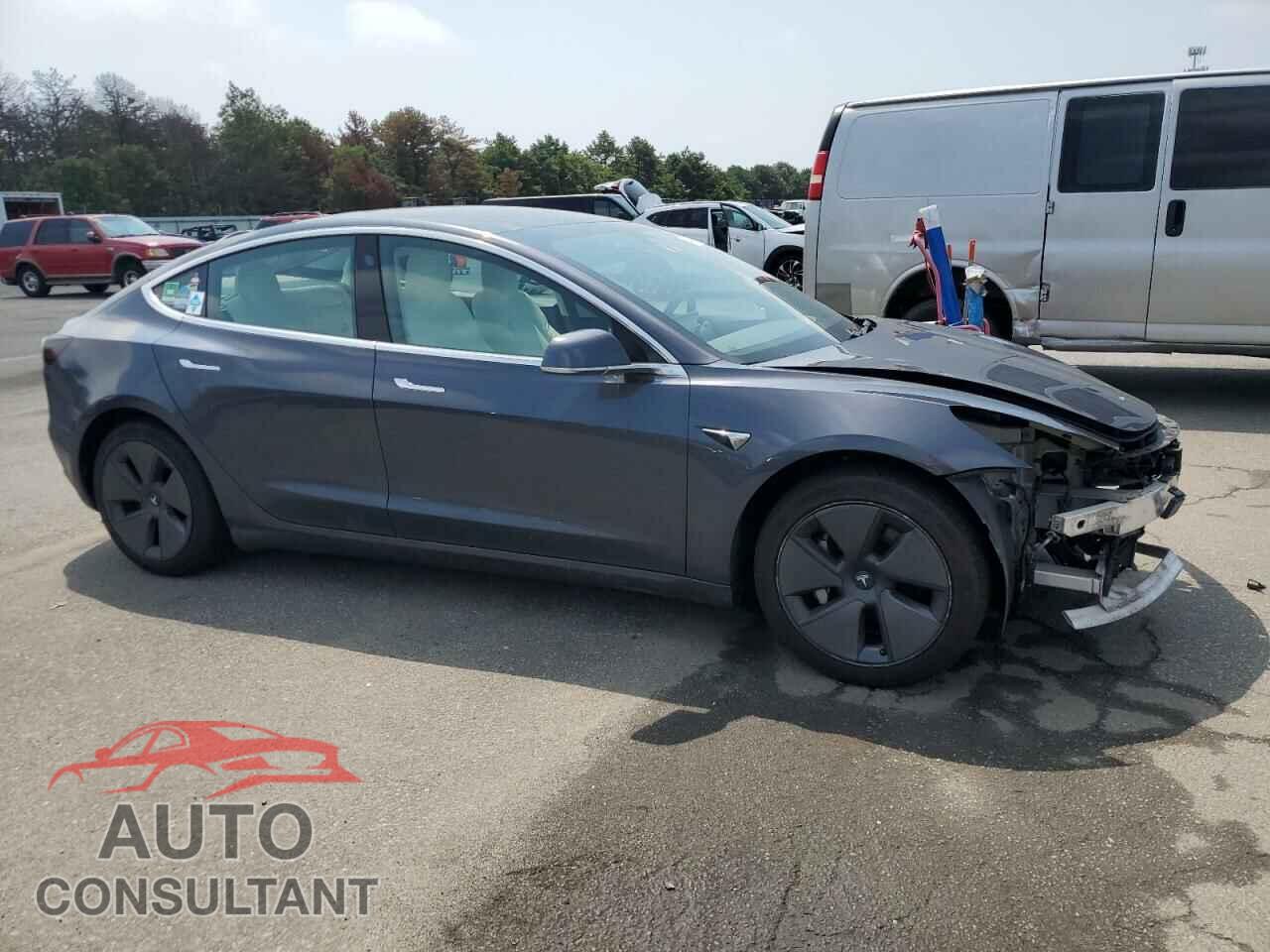 TESLA MODEL 3 2018 - 5YJ3E1EB3JF085594