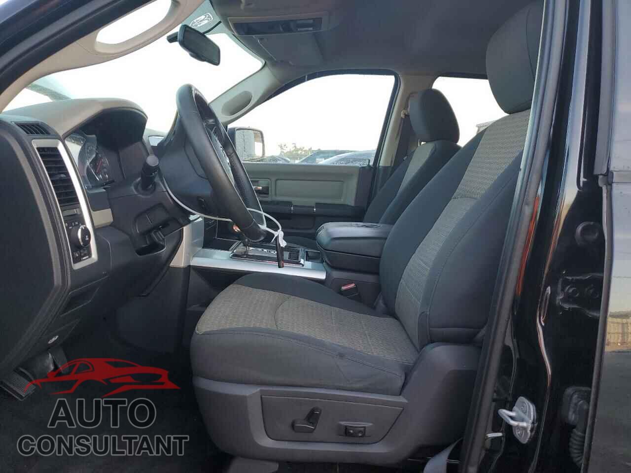 DODGE RAM 1500 2012 - 1C6RD7LT8CS339194