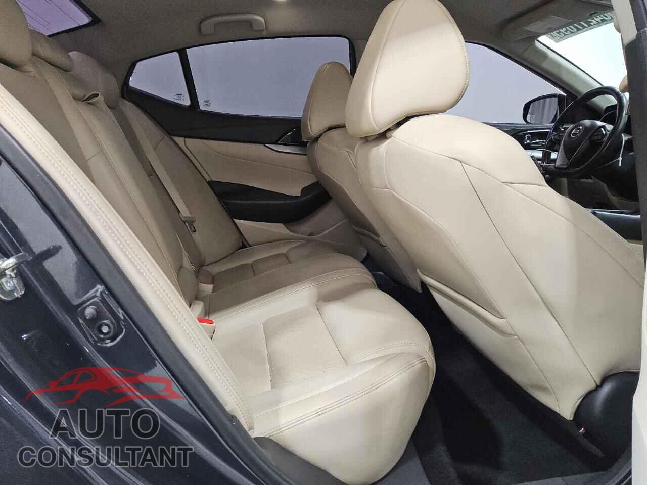 NISSAN MAXIMA 2017 - 1N4AA6AP1HC388002