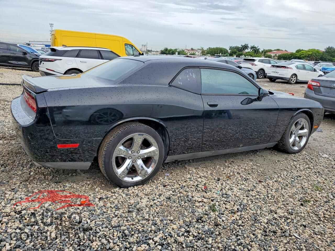 DODGE CHALLENGER 2013 - 2C3CDYAGXDH642128