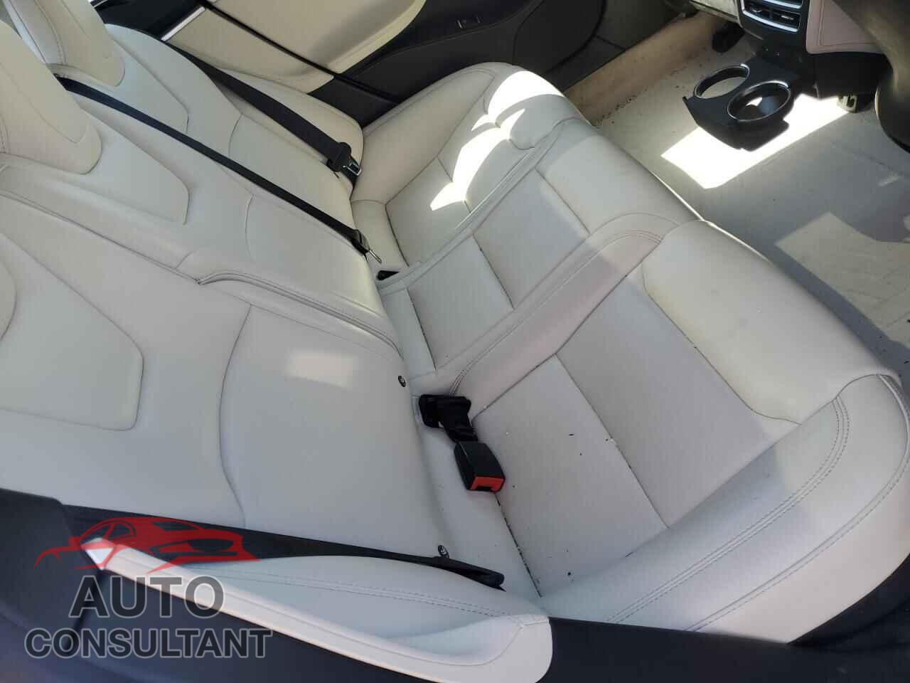 TESLA MODEL S 2017 - 5YJSA1E24HF228585