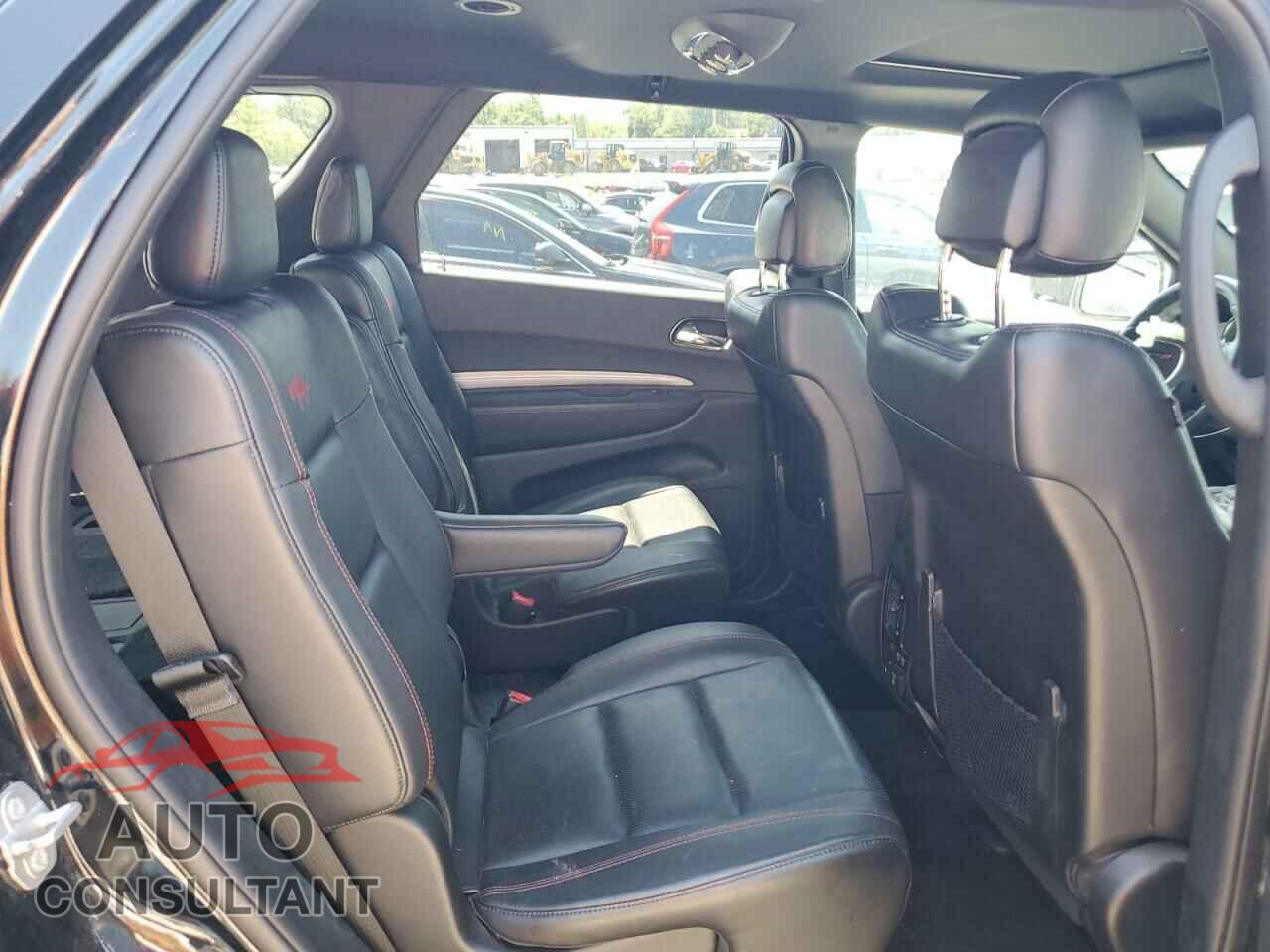 DODGE DURANGO 2018 - 1C4SDJCT4JC415721