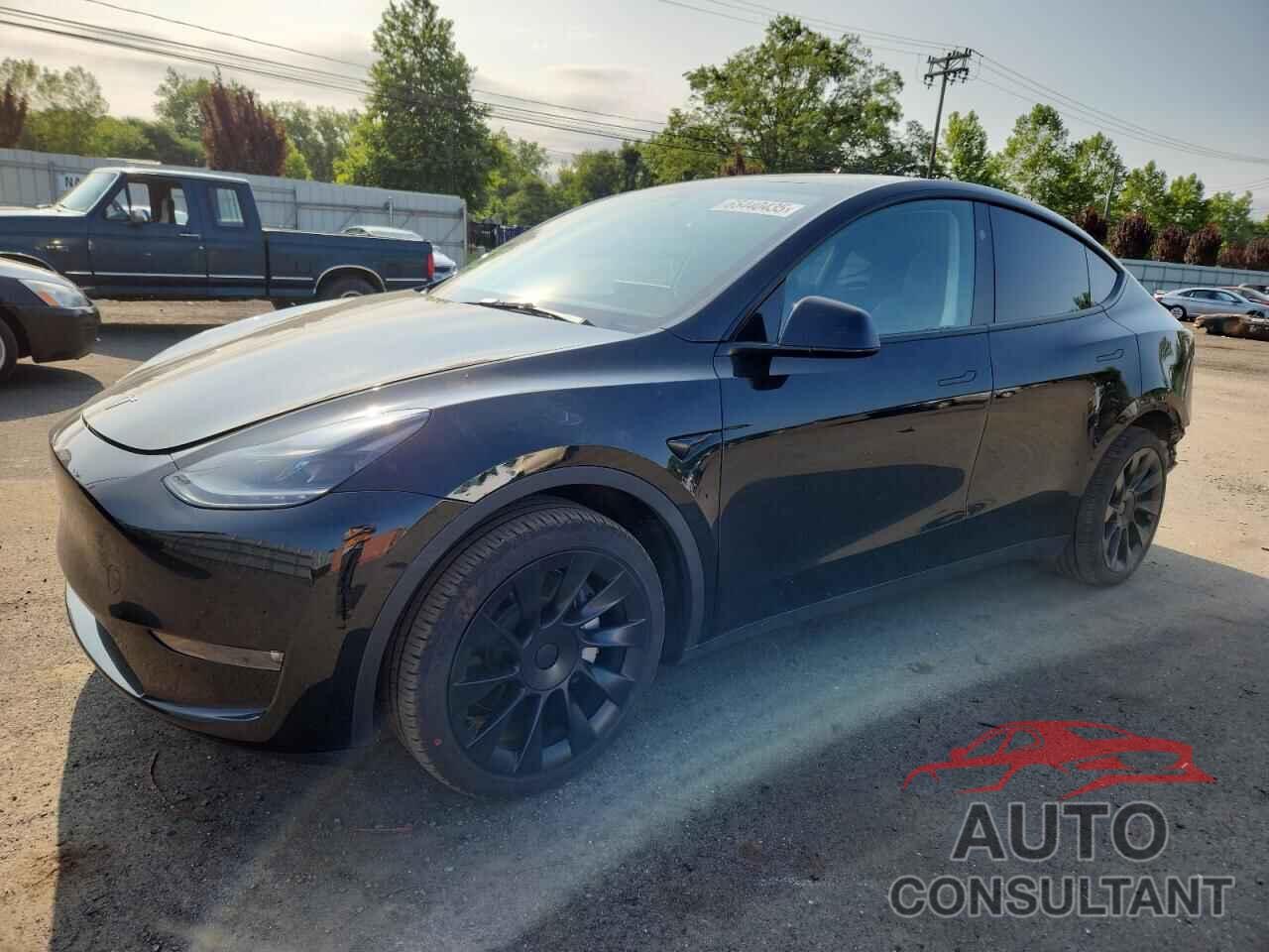 TESLA MODEL Y 2023 - 7SAYGDEEXPF891102
