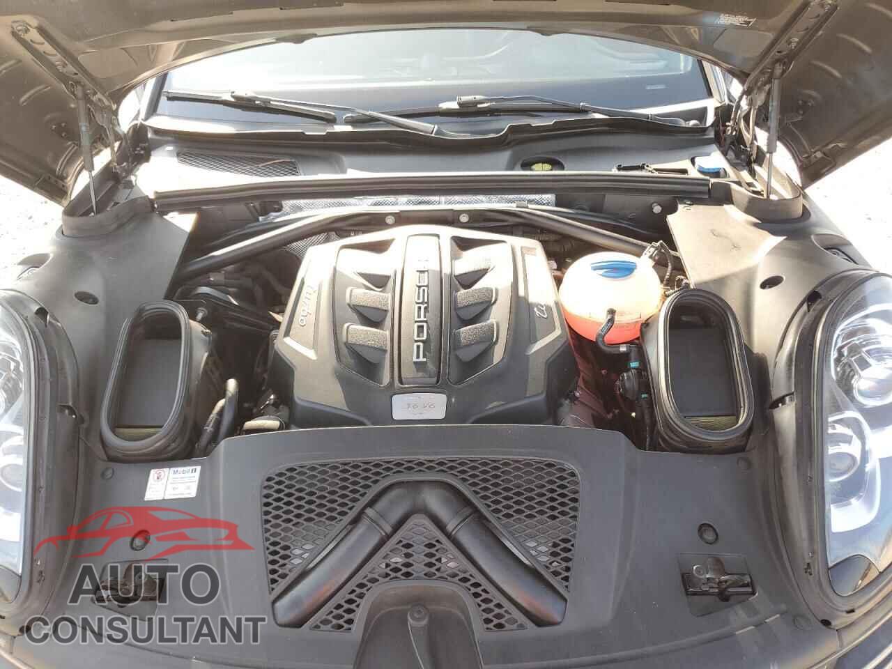 PORSCHE MACAN 2016 - WP1AF2A51GLB93193