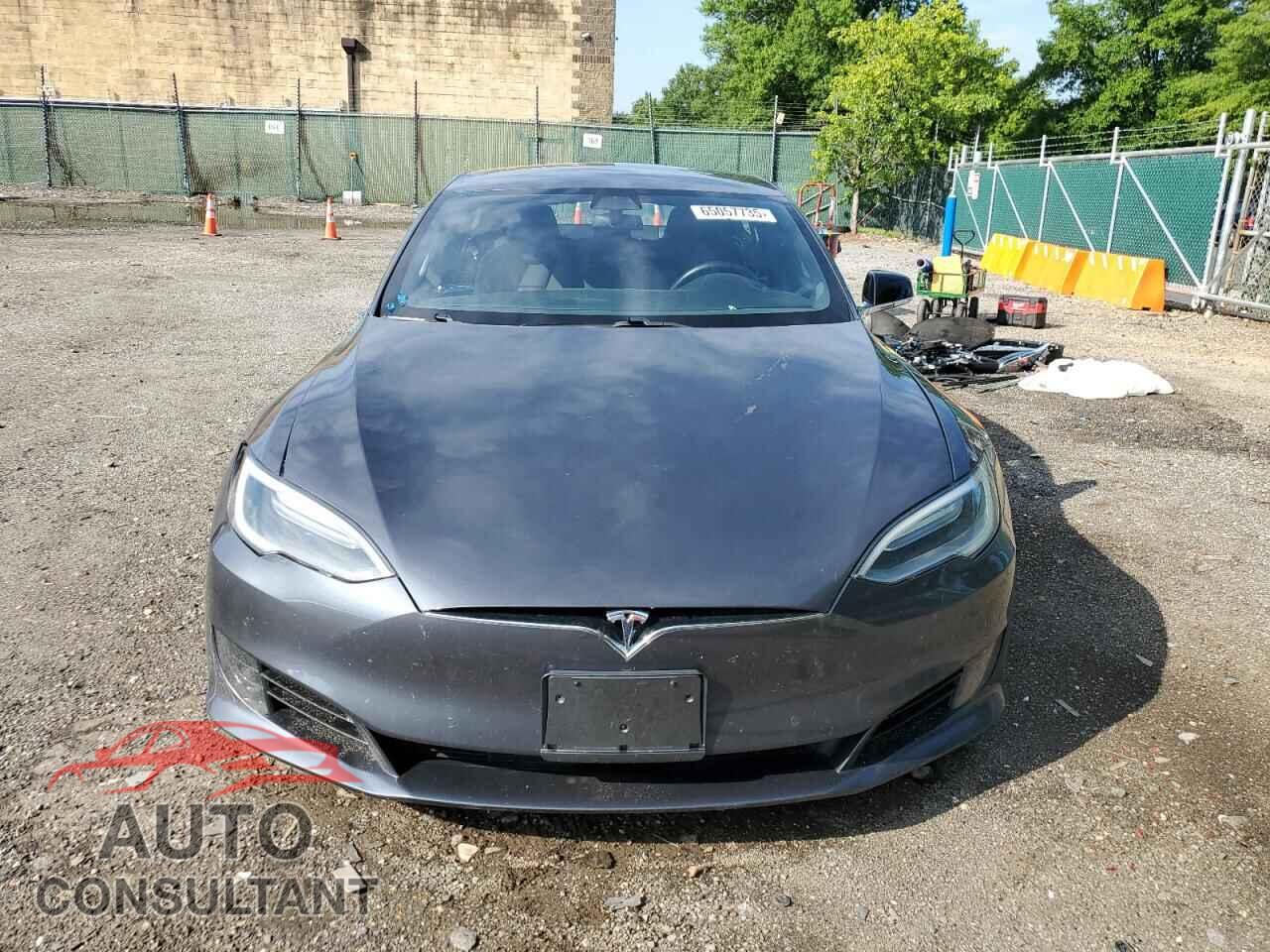 TESLA MODEL S 2017 - 5YJSA1E23HF197300