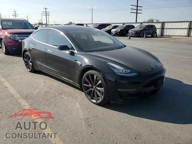 TESLA MODEL 3 2018 - 5YJ3E1EB0JF069675