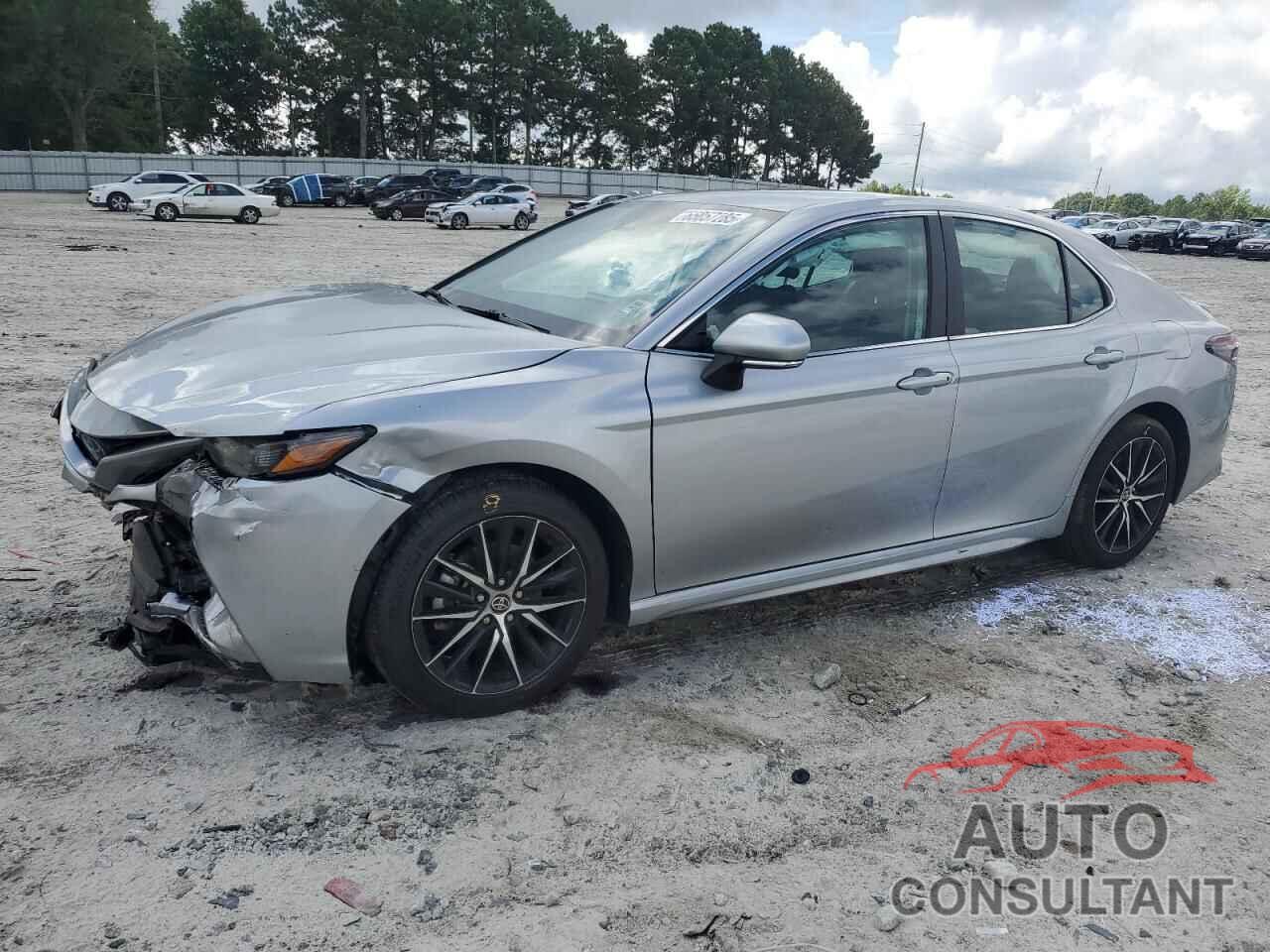 TOYOTA CAMRY 2022 - 4T1G11AK9NU711810