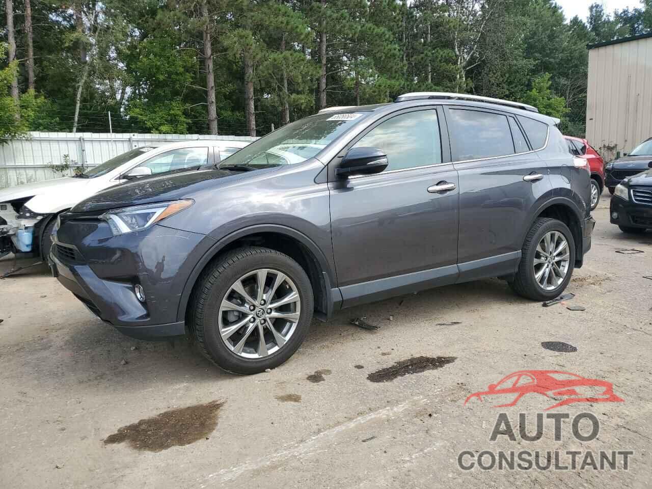 TOYOTA RAV4 2017 - JTMDFREV2HJ715425