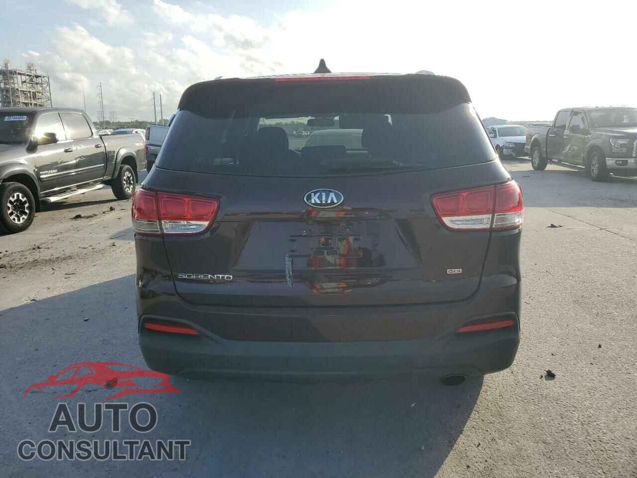 KIA SORENTO 2018 - 5XYPG4A34JG396830