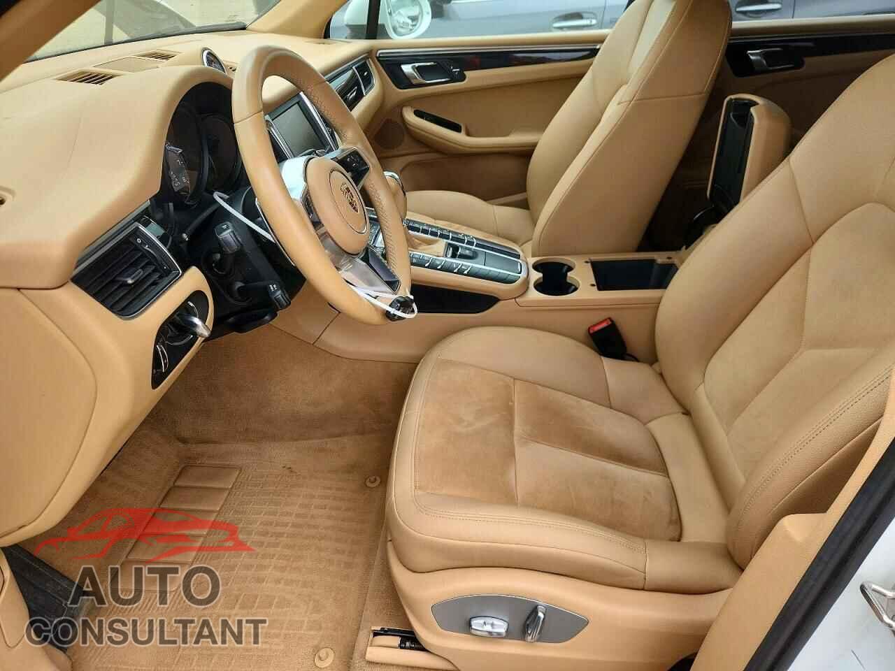 PORSCHE MACAN 2015 - WP1AB2A55FLB60028