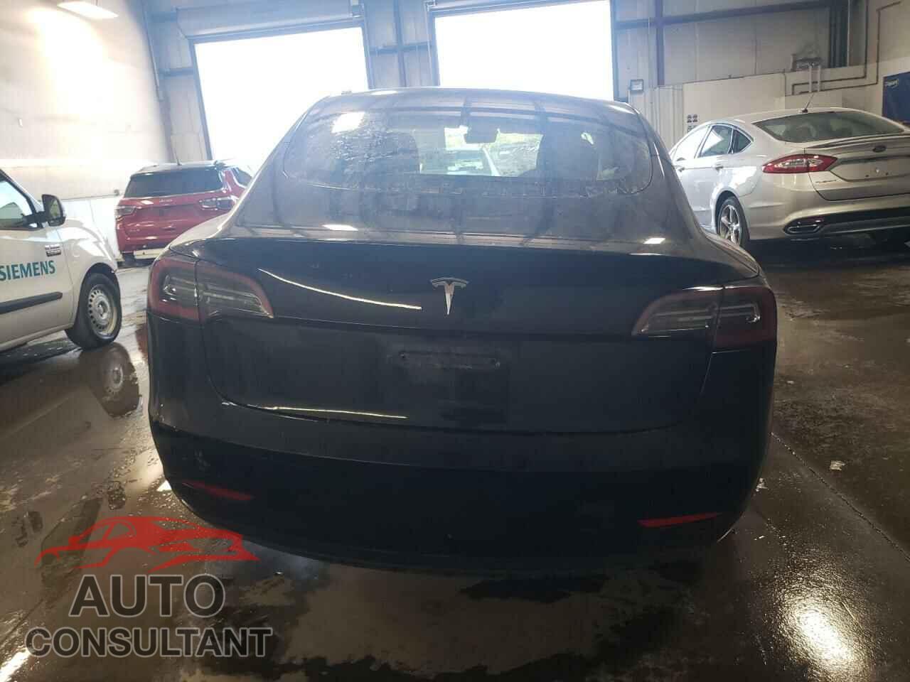 TESLA MODEL 3 2023 - 5YJ3E1EA7PF438547