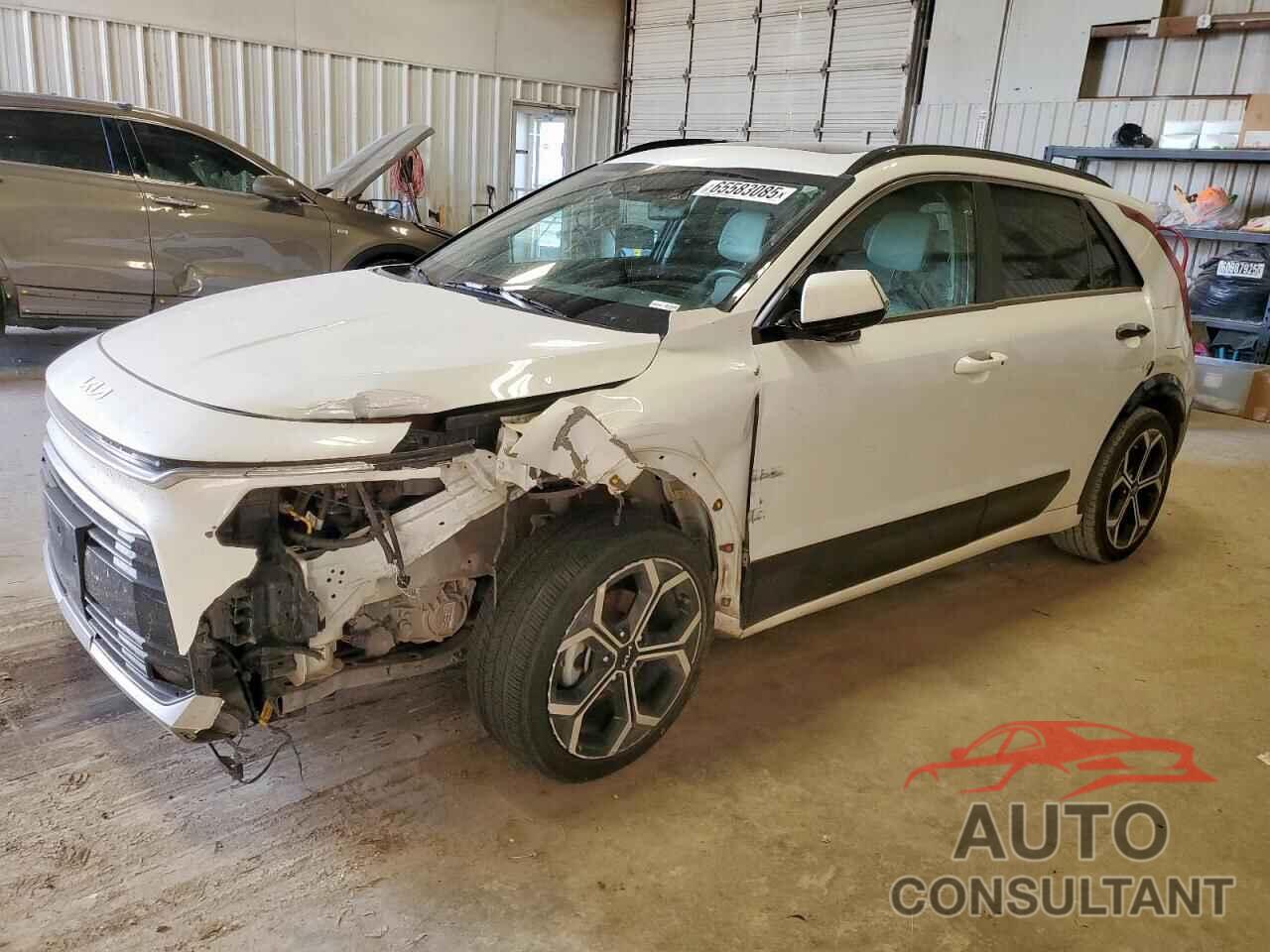 KIA NIRO 2023 - KNDCR3LE8P5041372