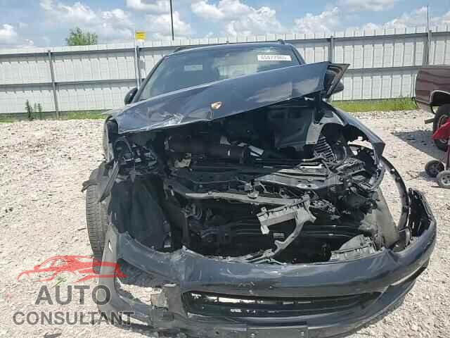PORSCHE CAYENNE 2016 - WP1AA2A25GKA13076